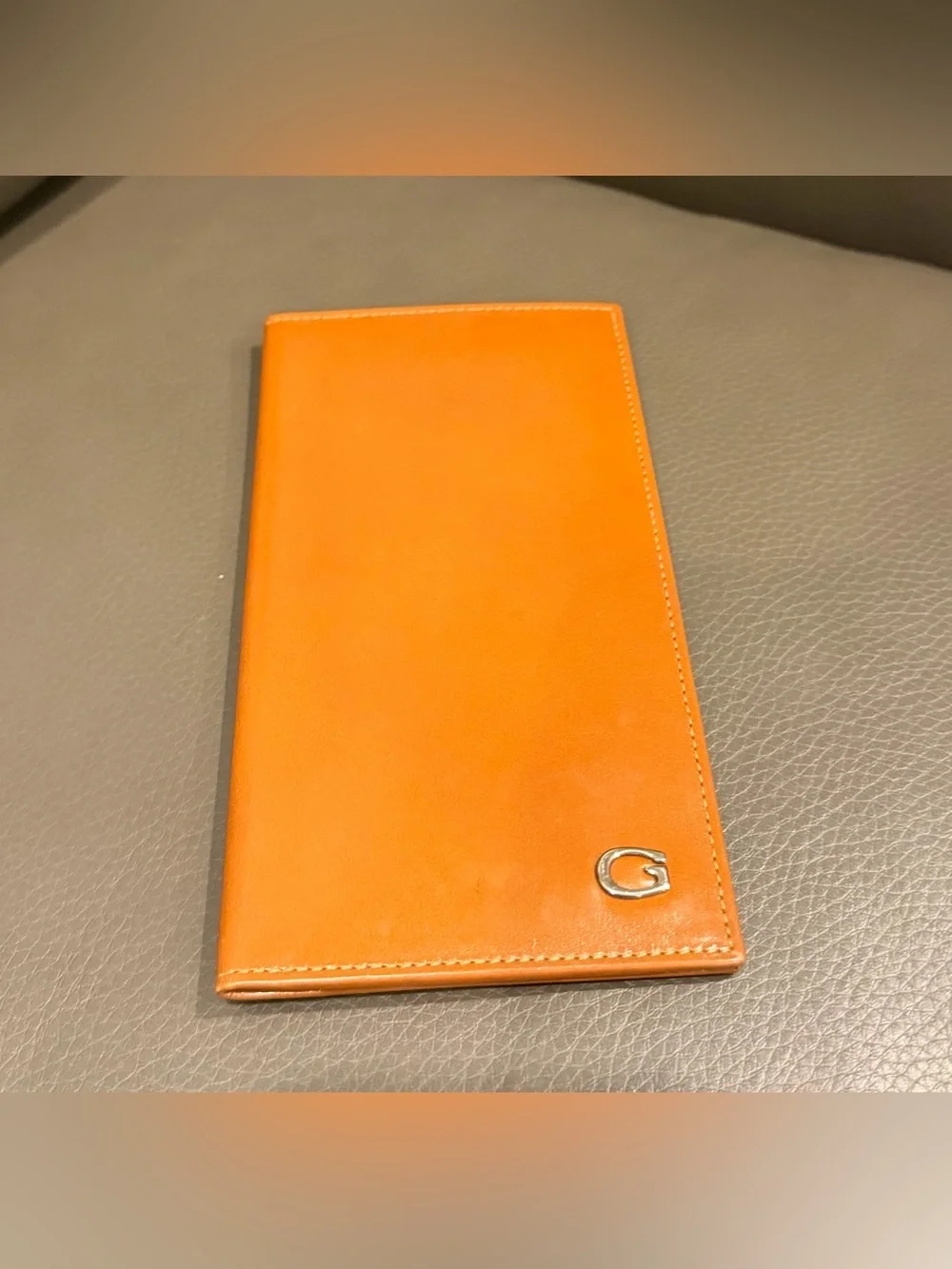 Gucci Vintage Tan Calfskin Leather Long Wallet/Cardholder with Metal G Accent